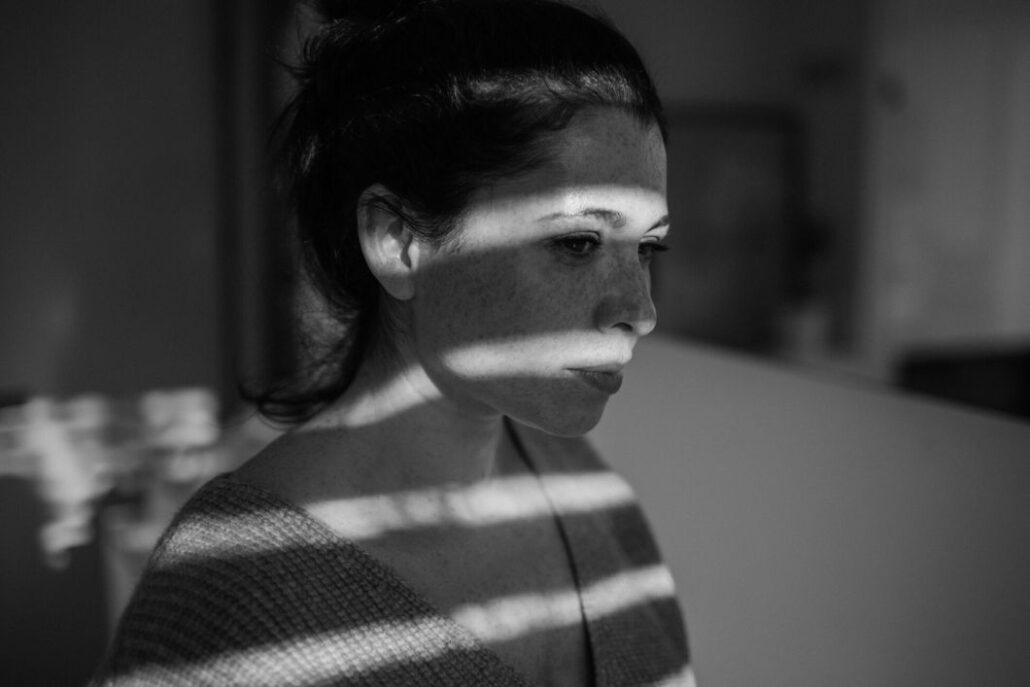 Guides til fagpersoner: Kend tegnene på kvælningsvold