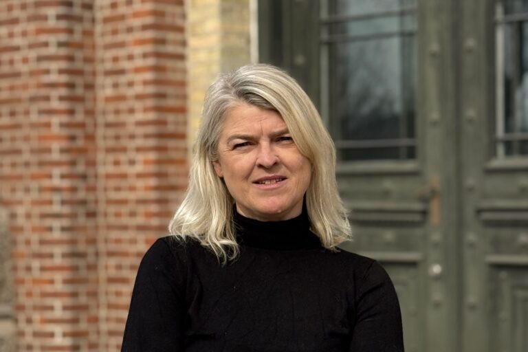 En ny regering skal sætte handling bag ordene om at stoppe vold i nære relationer